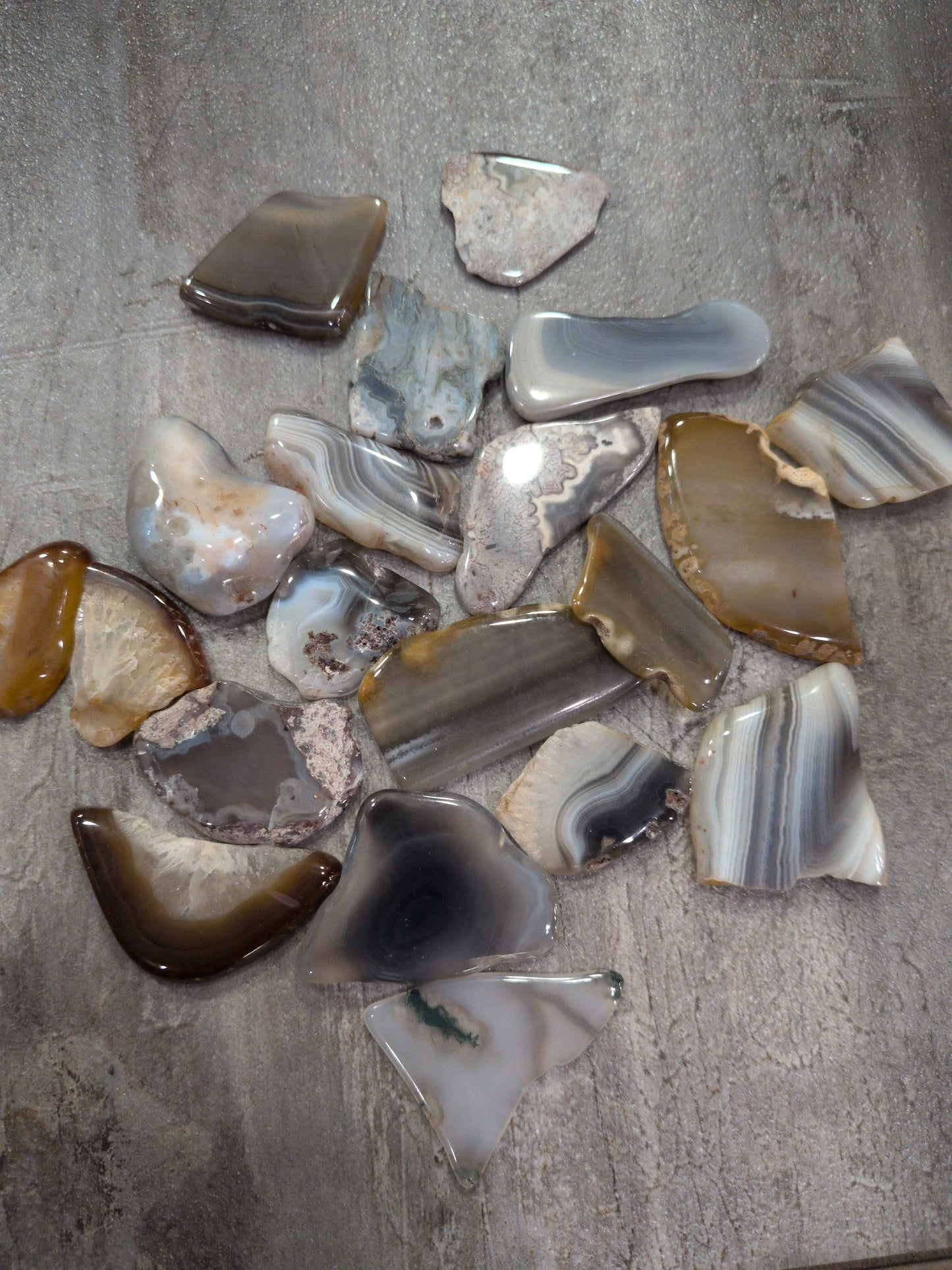 Agate slabs (Tumbled)