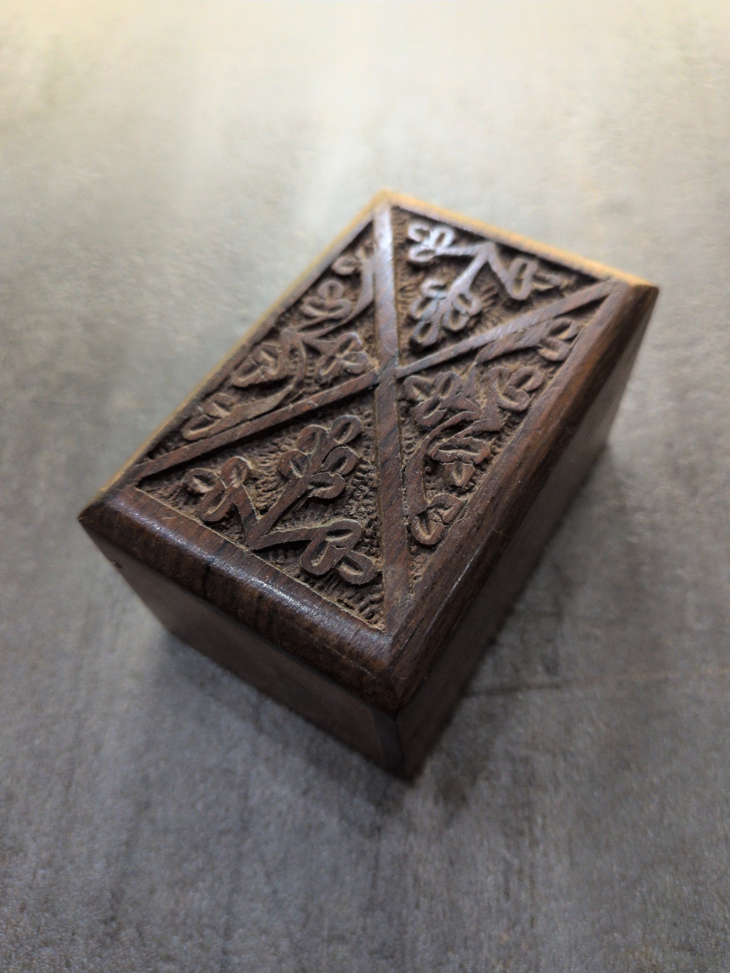 Hand carved wood box small