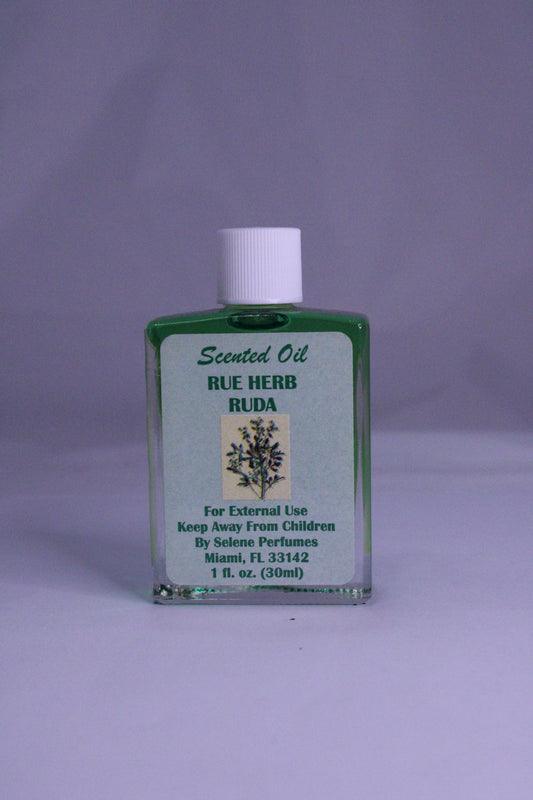 Rue Selene Oil