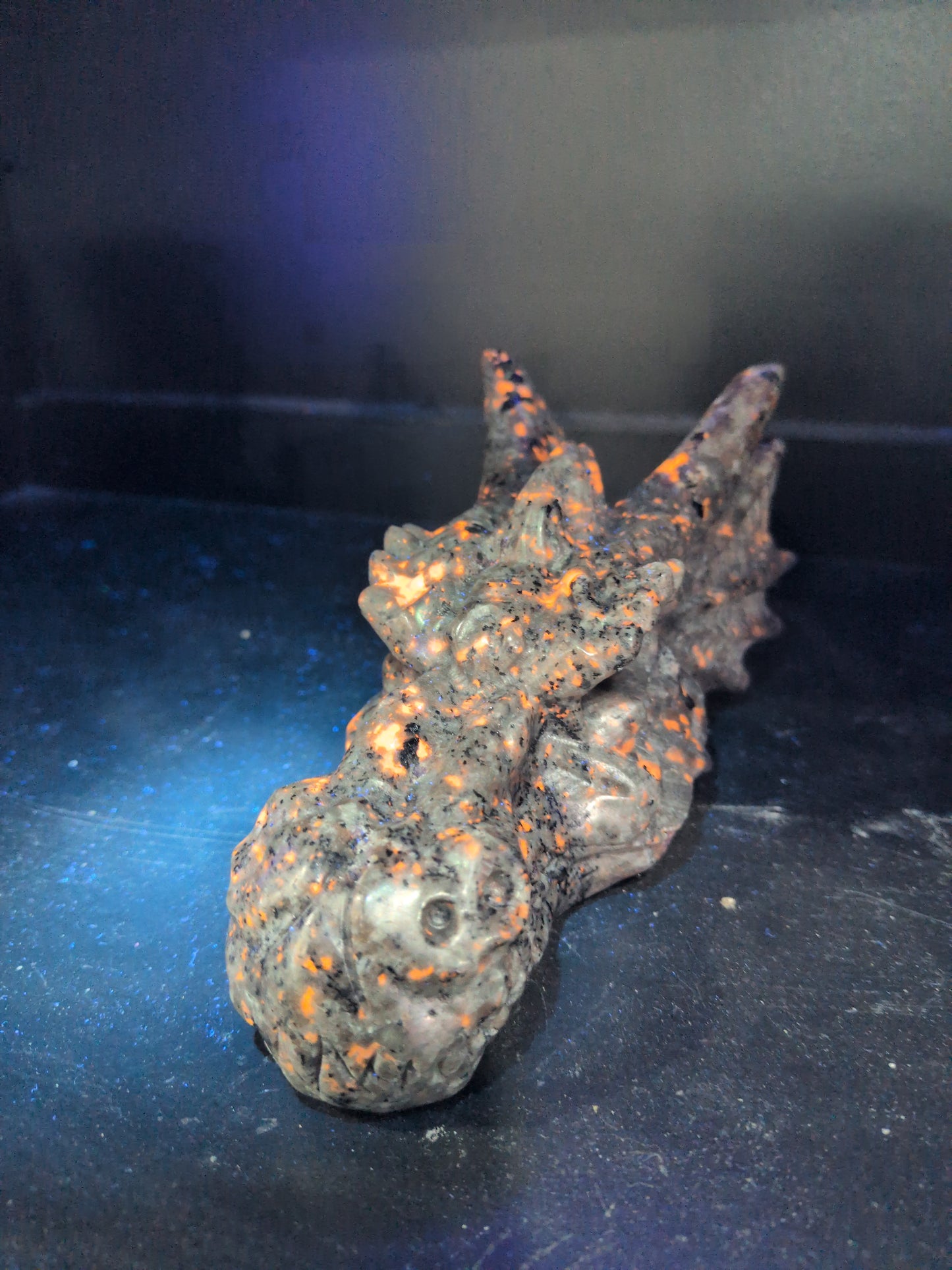 Yooperlite/ Emberlite Carved Dragons Head- Florescent/ Uv reactive