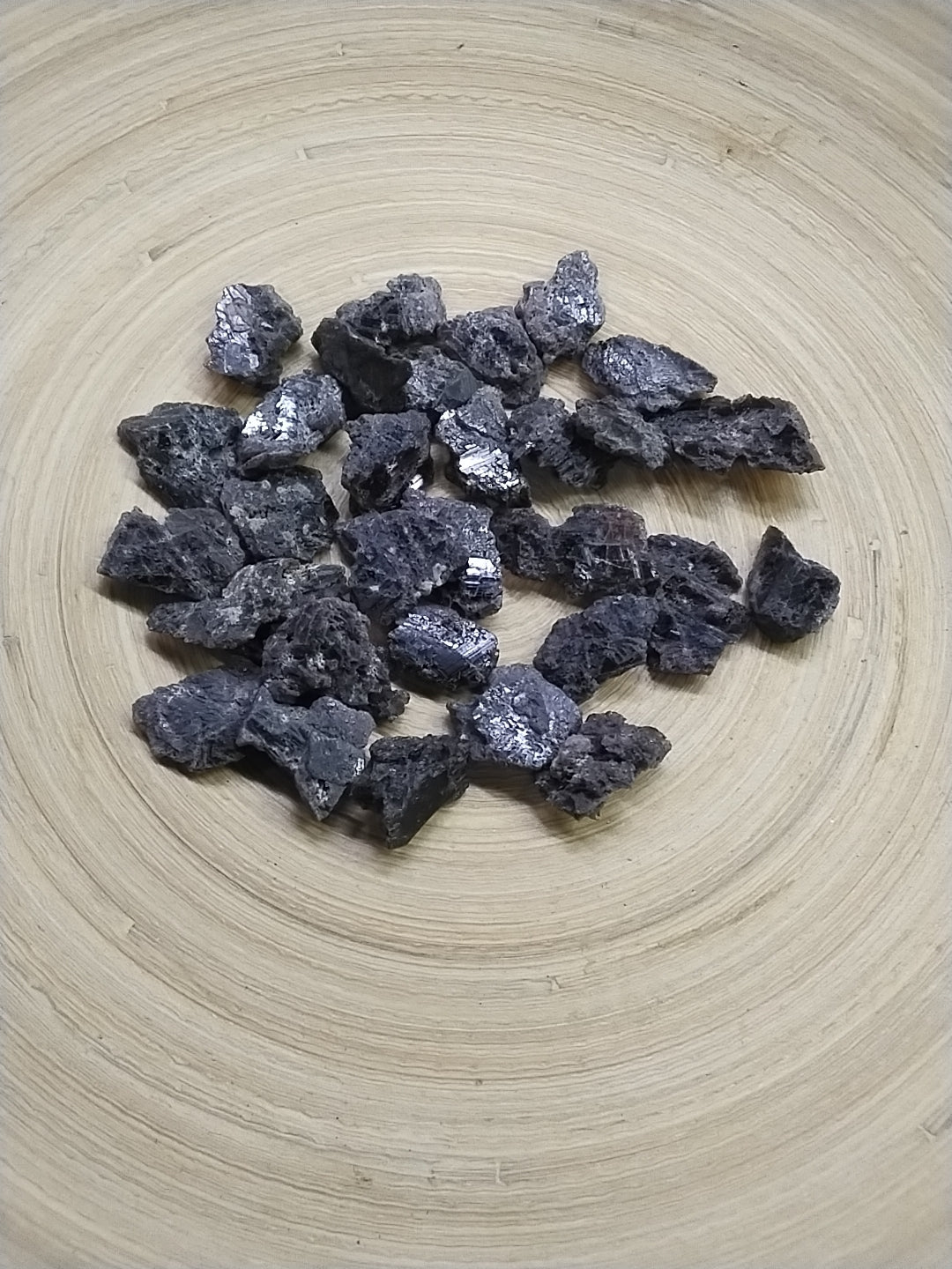 Medium Axanite rough stone