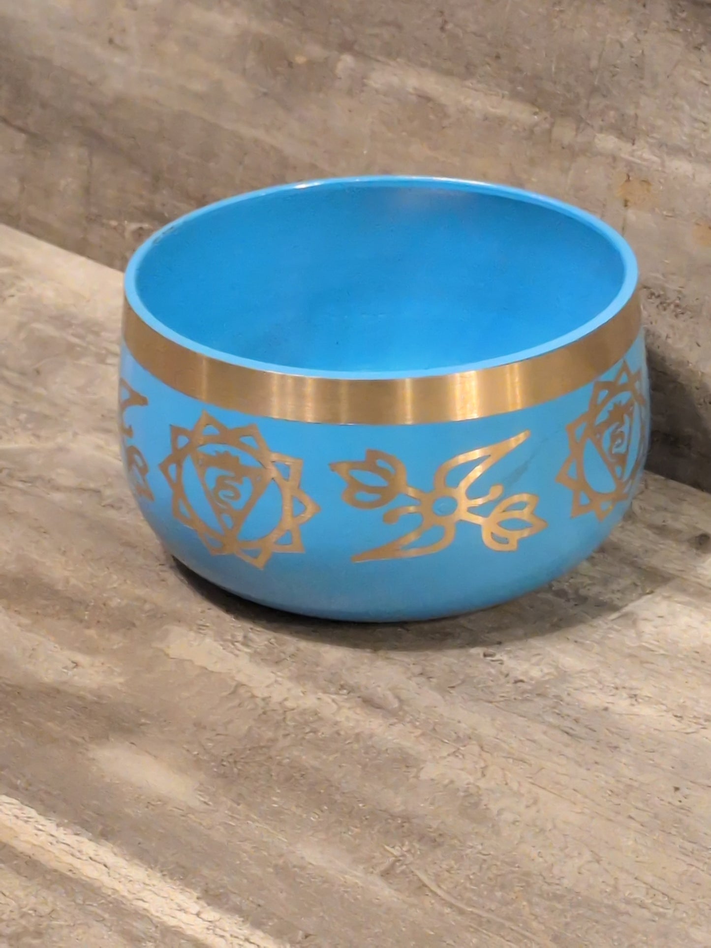 4" Vishuddha ( Throat Chakra ) Light Blue Painted Brass Tibetan Singing Bowl w/ striker