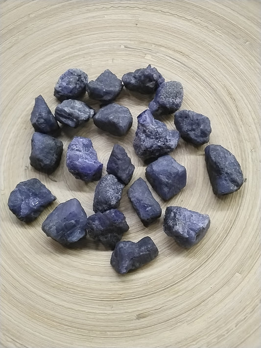 Large Tanzanite rough stone