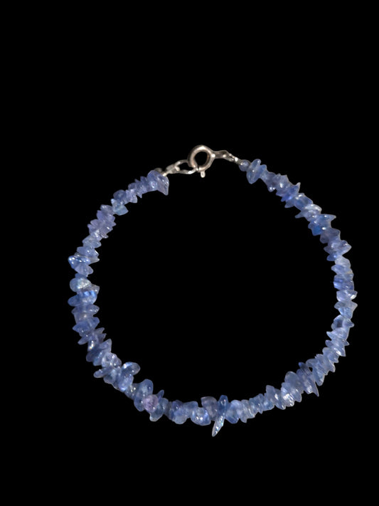 Gemstone Chips Bracelet w/ clasp- Tanzanite