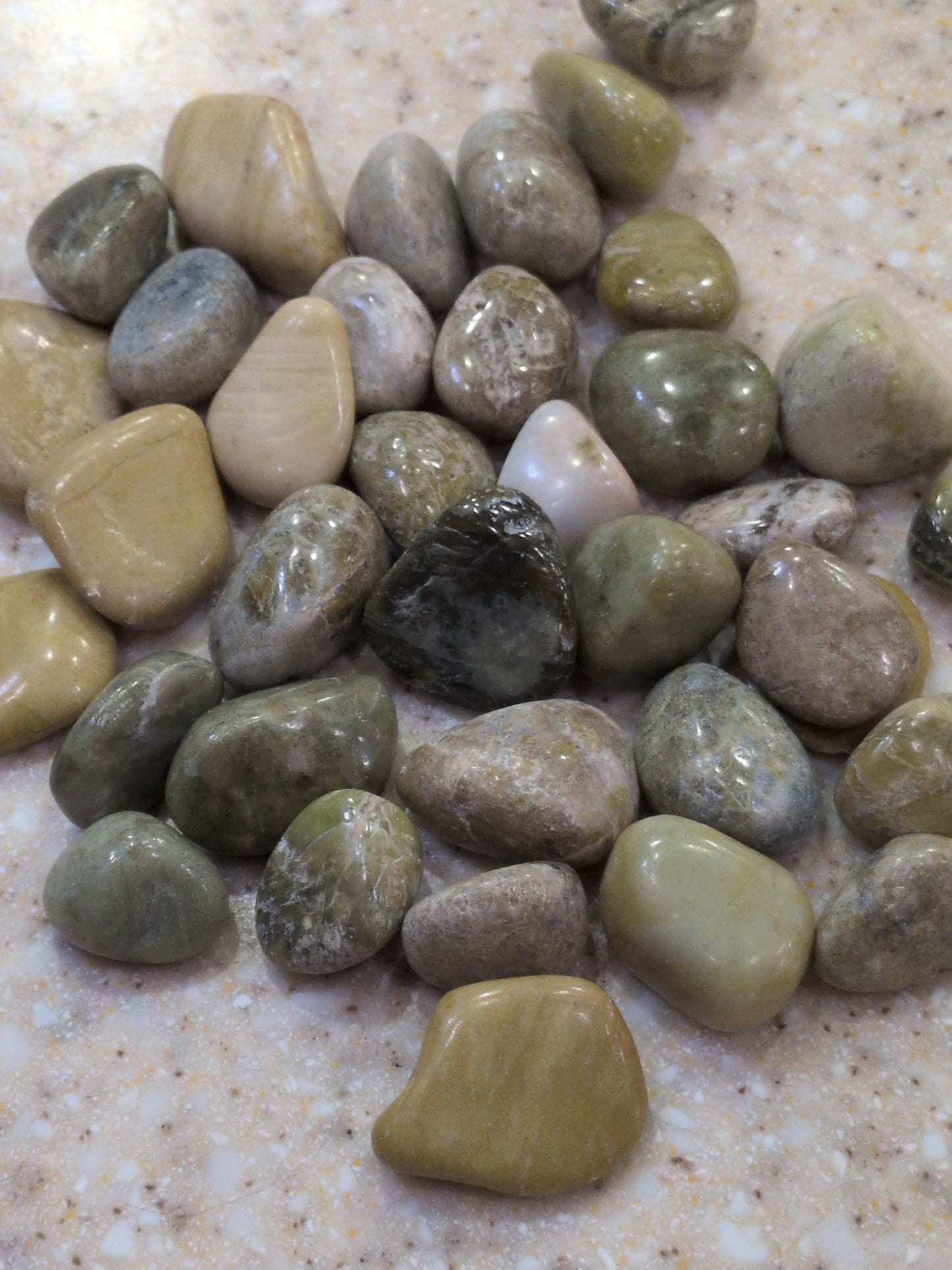Green Serpentine Tumbled stone