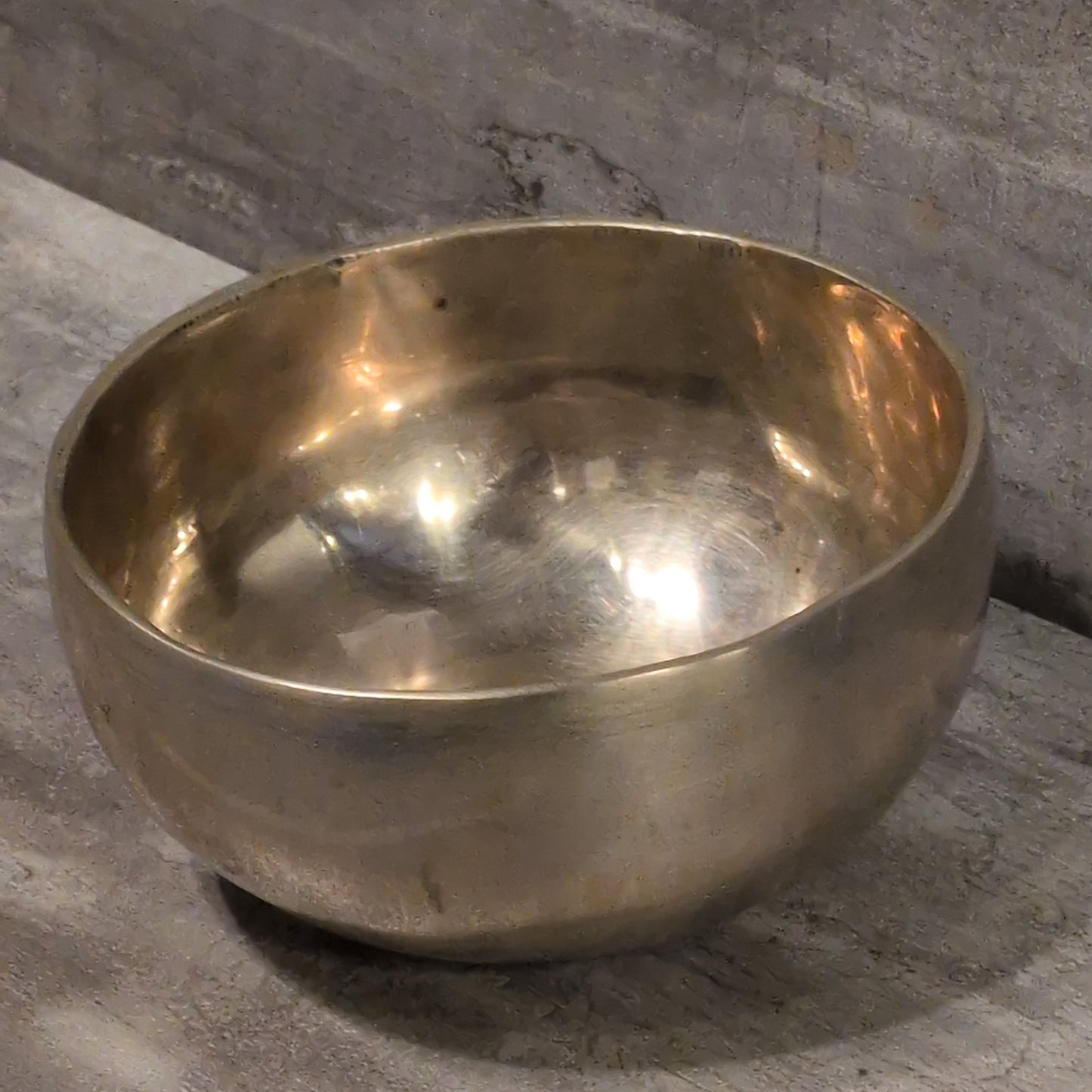 5" Hand Hammered Tibetan Singing Bowl w/ striker