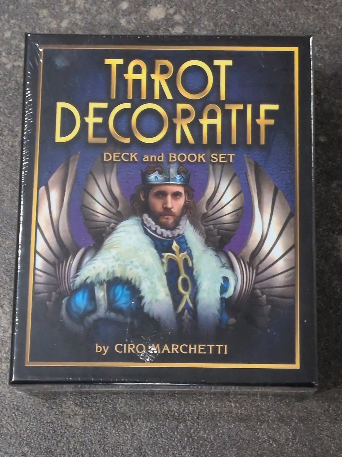 Tarot Decoratif Deck and Book set