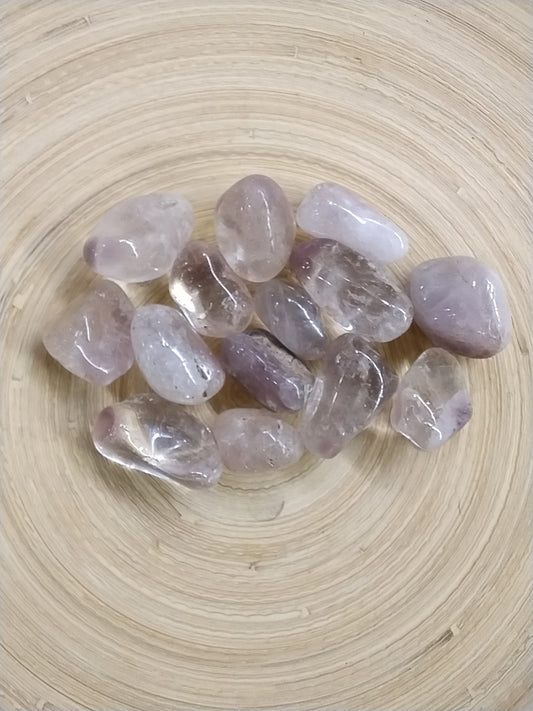 Quartz w/ Lithium phantom Tumbled stone