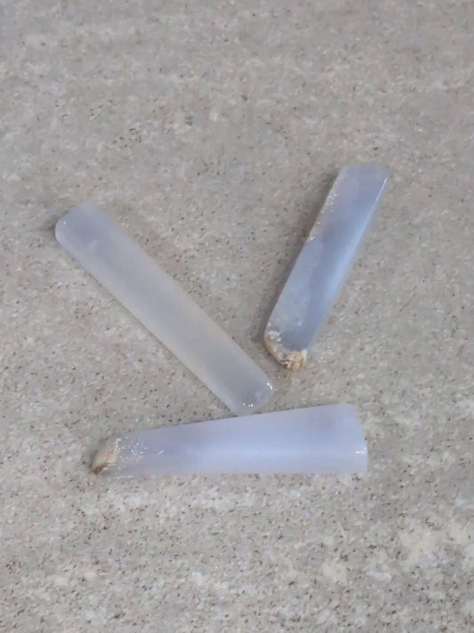 Blue Chalcedony sticks medium