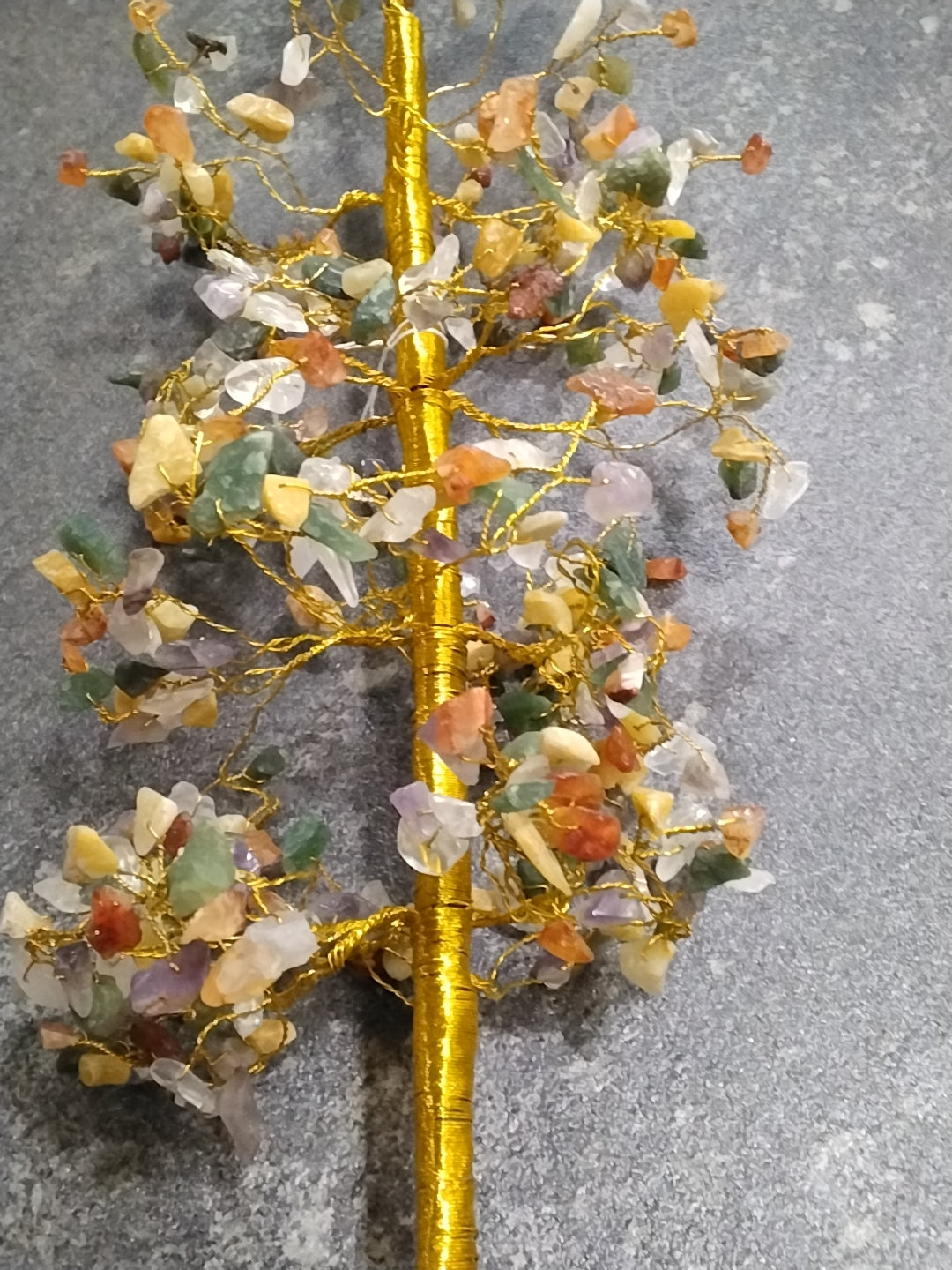 Multi-jeweled wire wrapped tree
