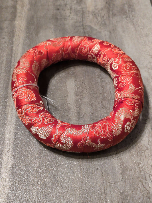 6" Singing Bowl Ring Pillow Red
