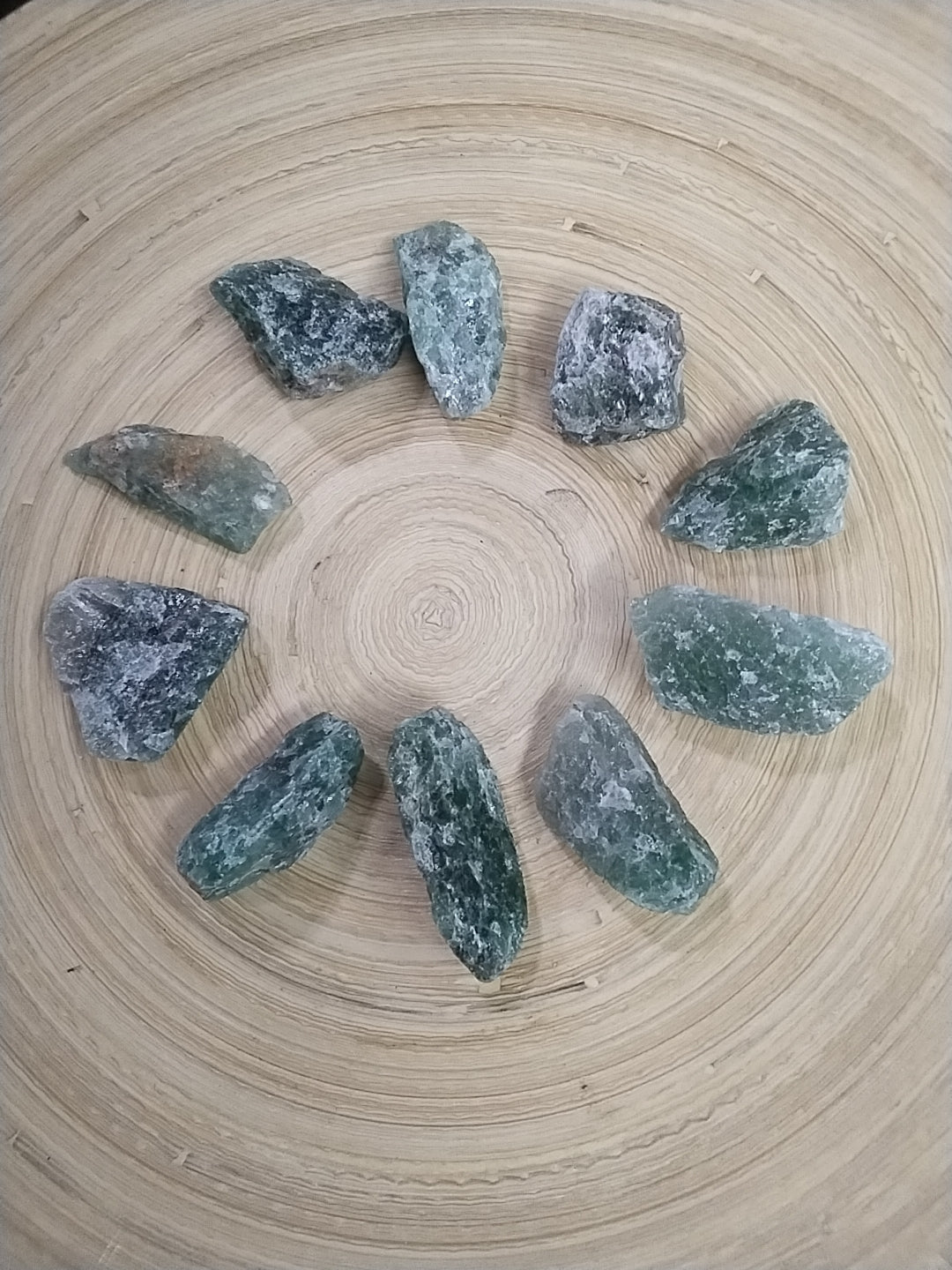 Medium Green Tanzurine rough stone