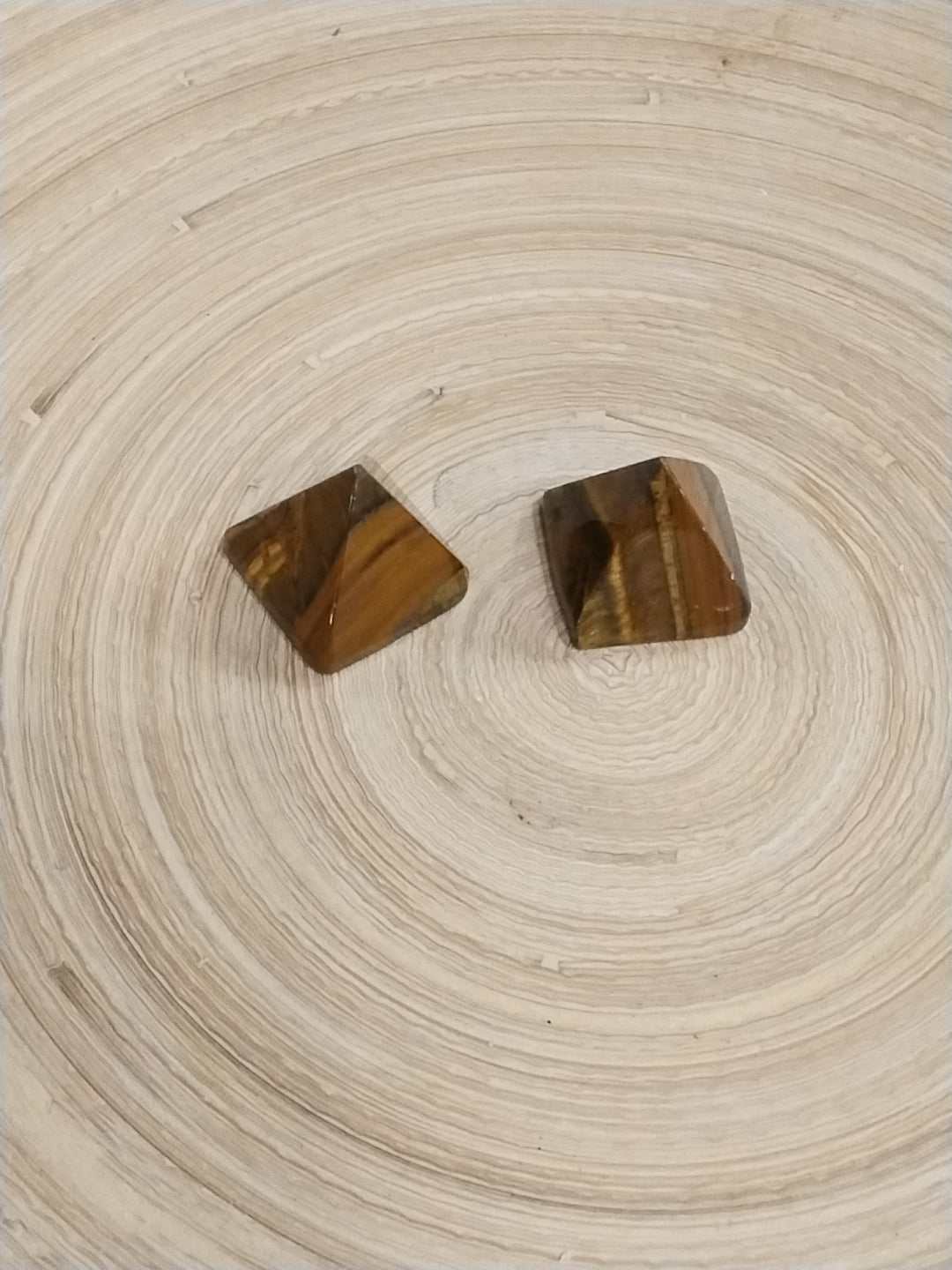 Tiger Eye Pyramid