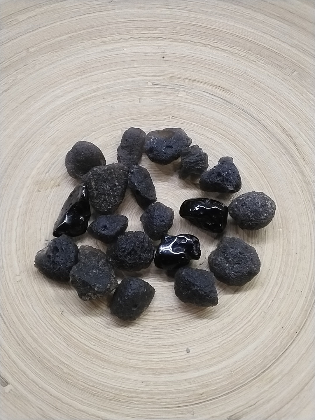 Small Tektite rough stone