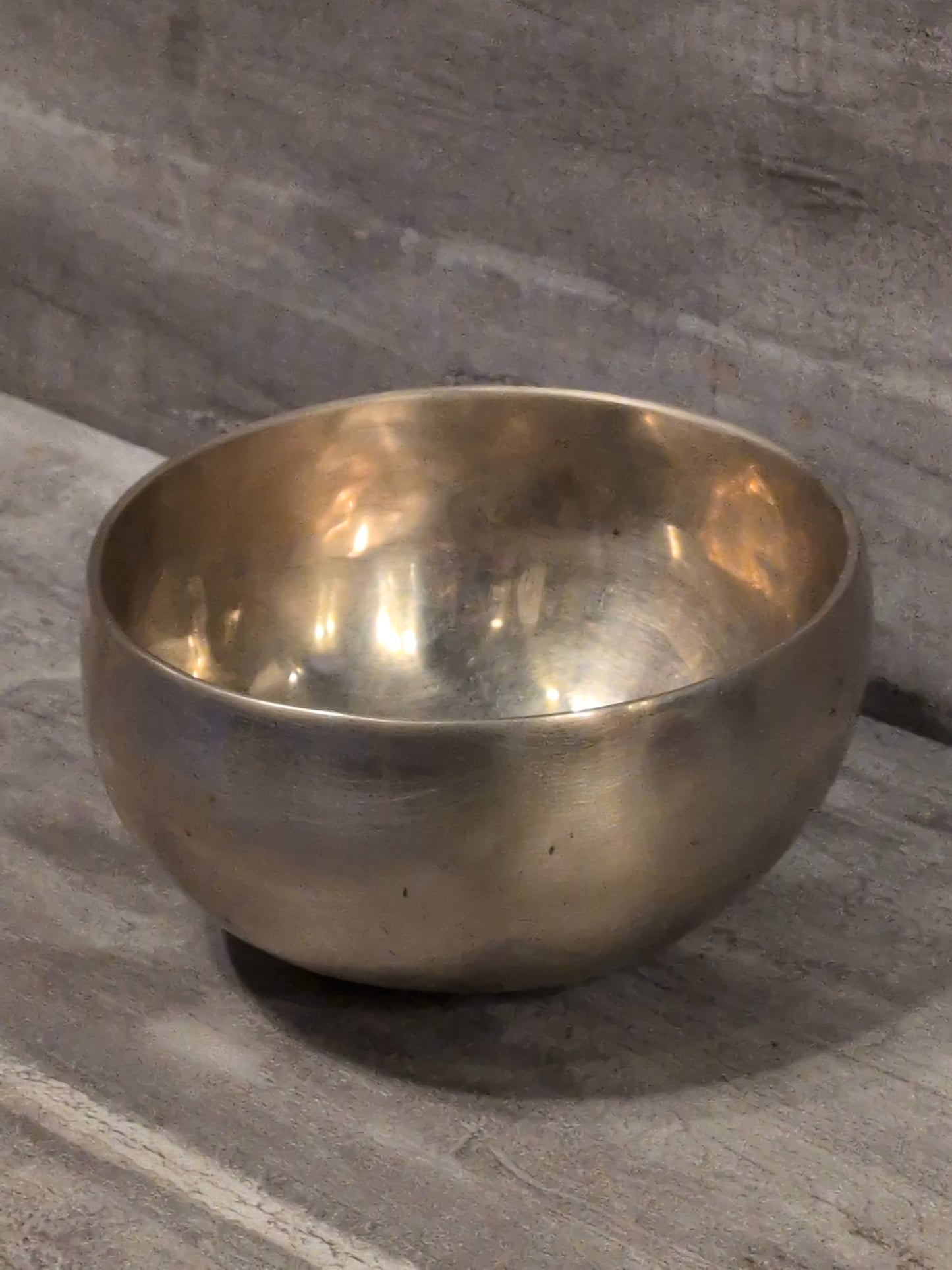 5 1/2" Hand Hammered Tibetan Singing Bowl w/ striker