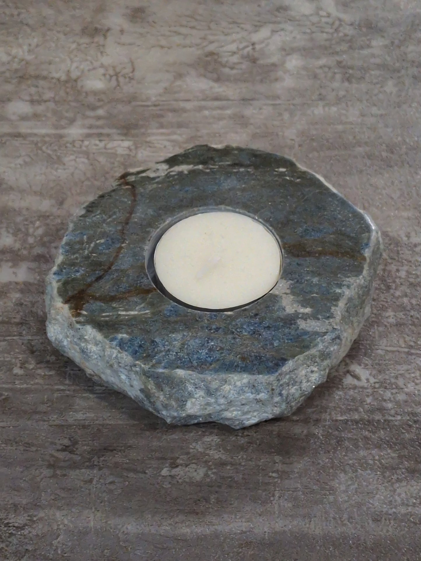 Ruby Zoisite Tea light holder