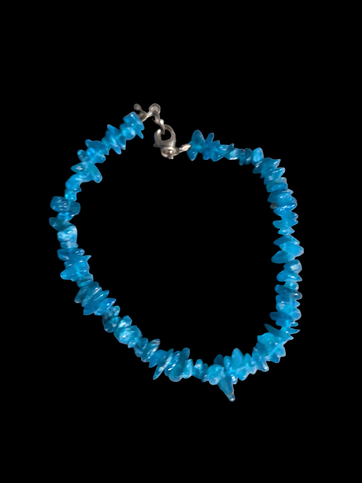 Gemstone Chips Bracelet w/ clasp- Neon Apatite