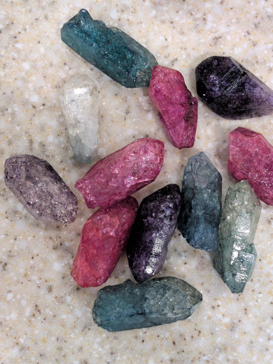 Dyed crackle Quartz Points