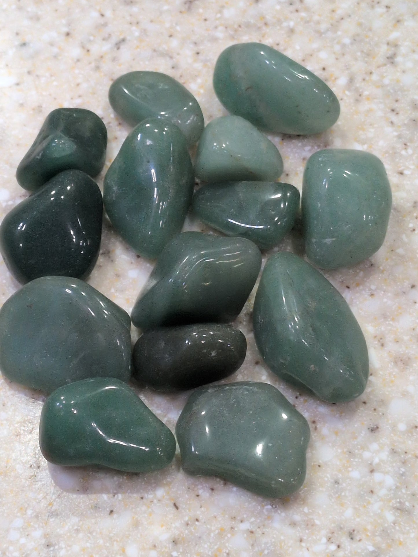Green Quartz Tumbled stone