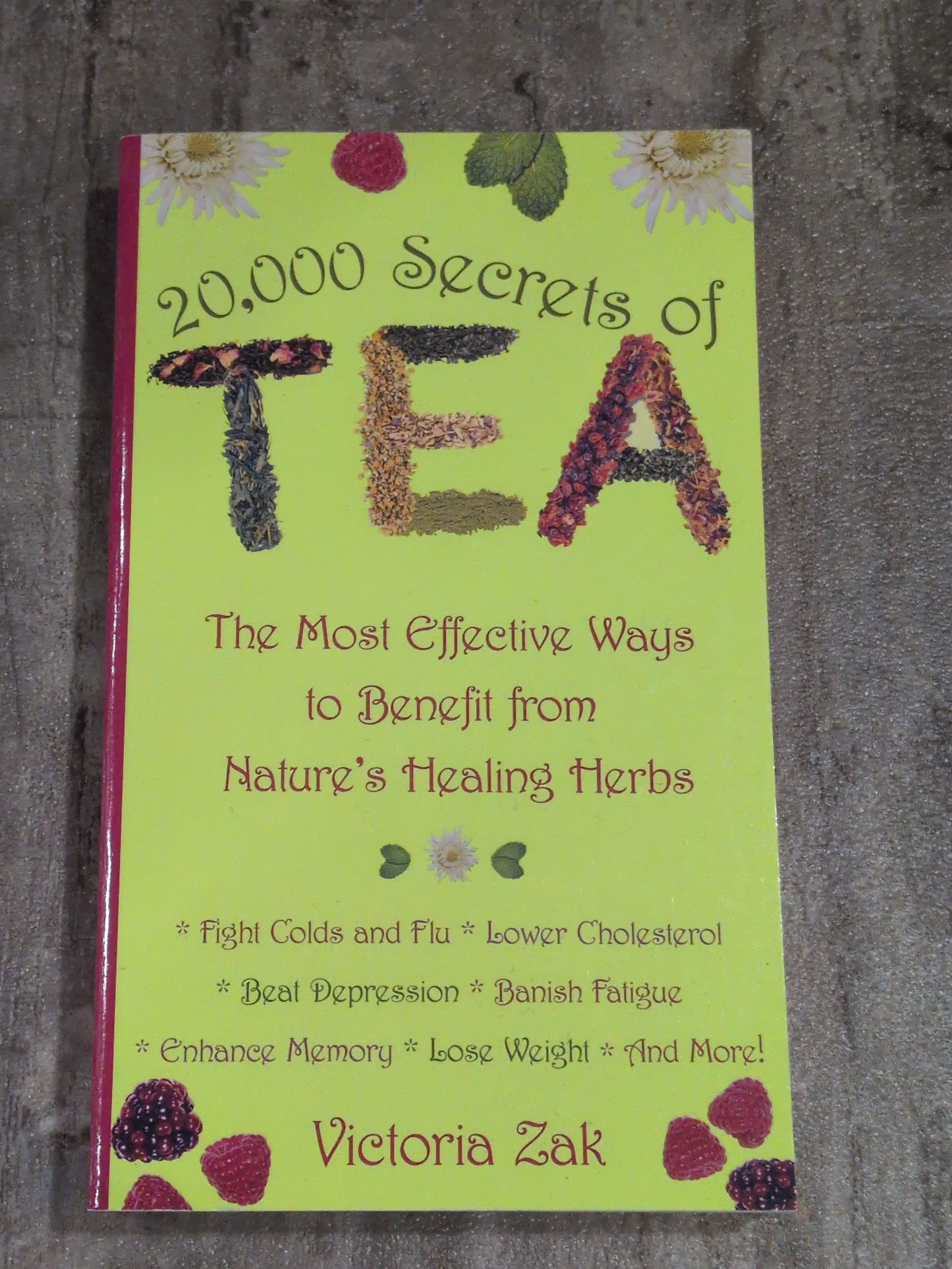 20,000 Secrets of Tea Book