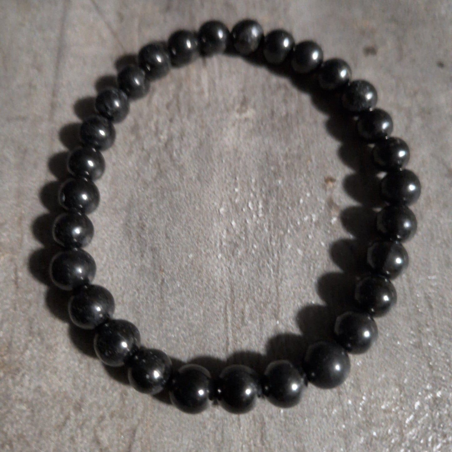 6mm round bead Bracelet Shungite