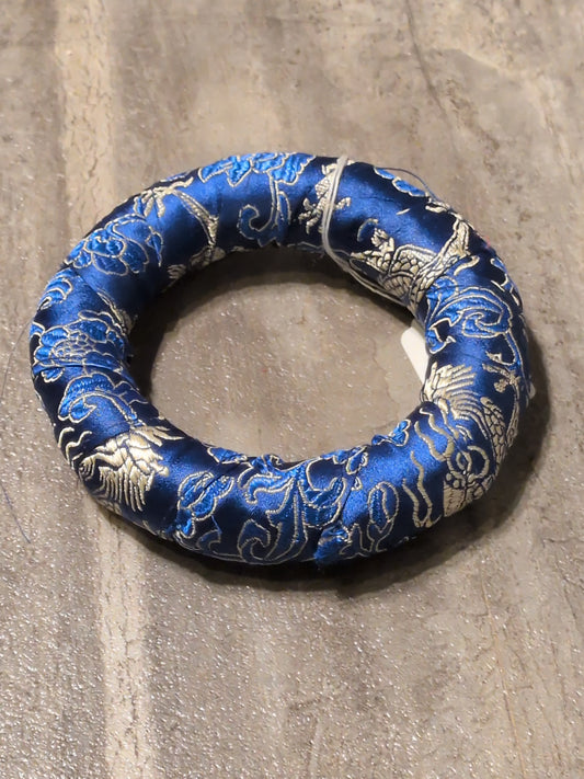 4" Singing Bowl Ring Pillow Blue