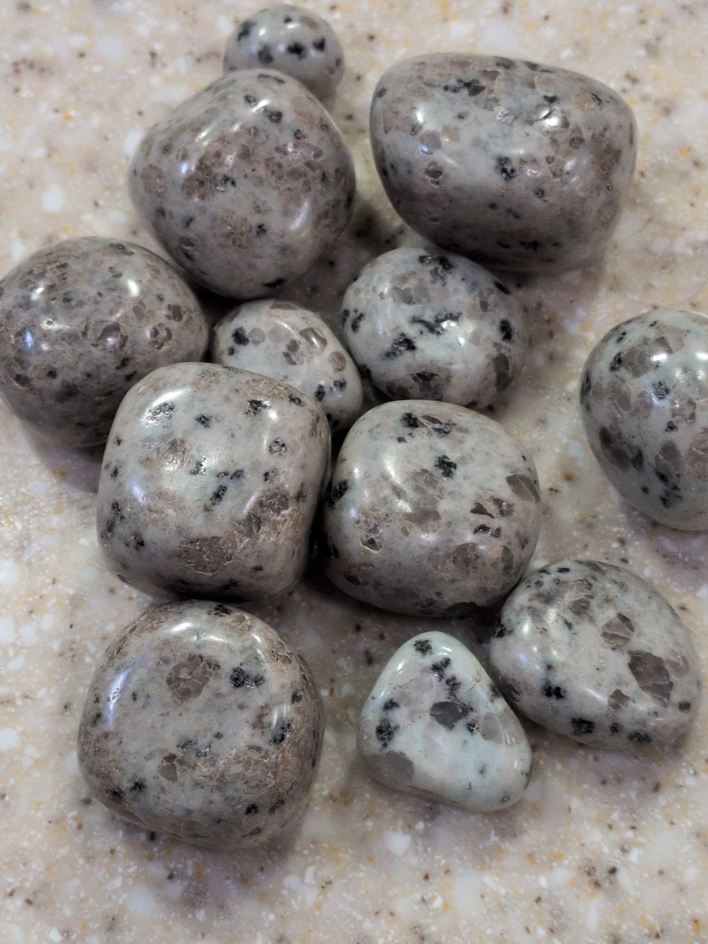 Kiwi Jasper Tumbled stone