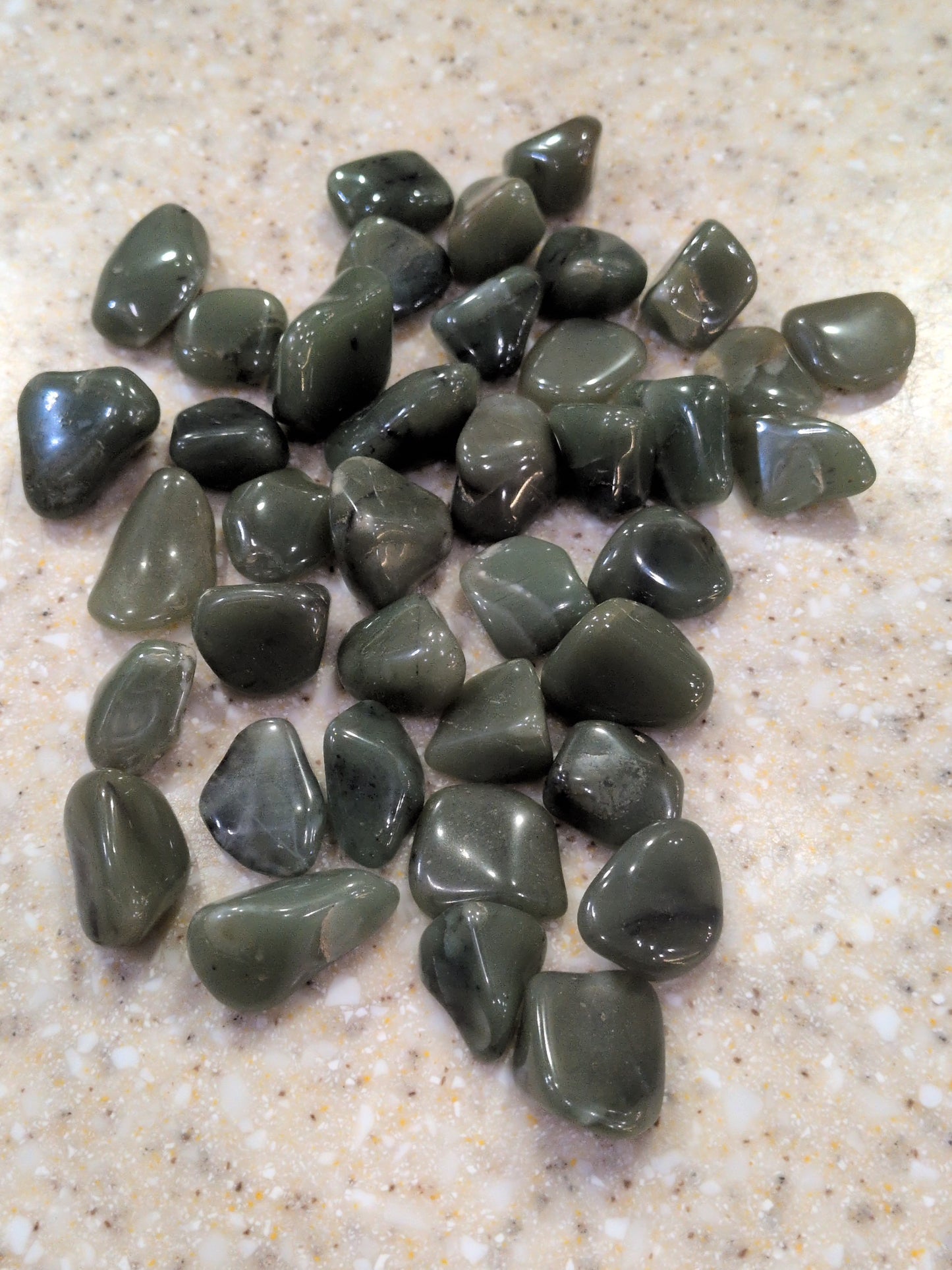 Chert Tumbled stone