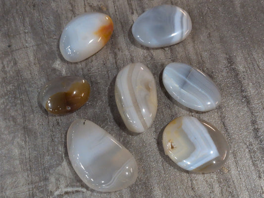 Banded Agate palm stone