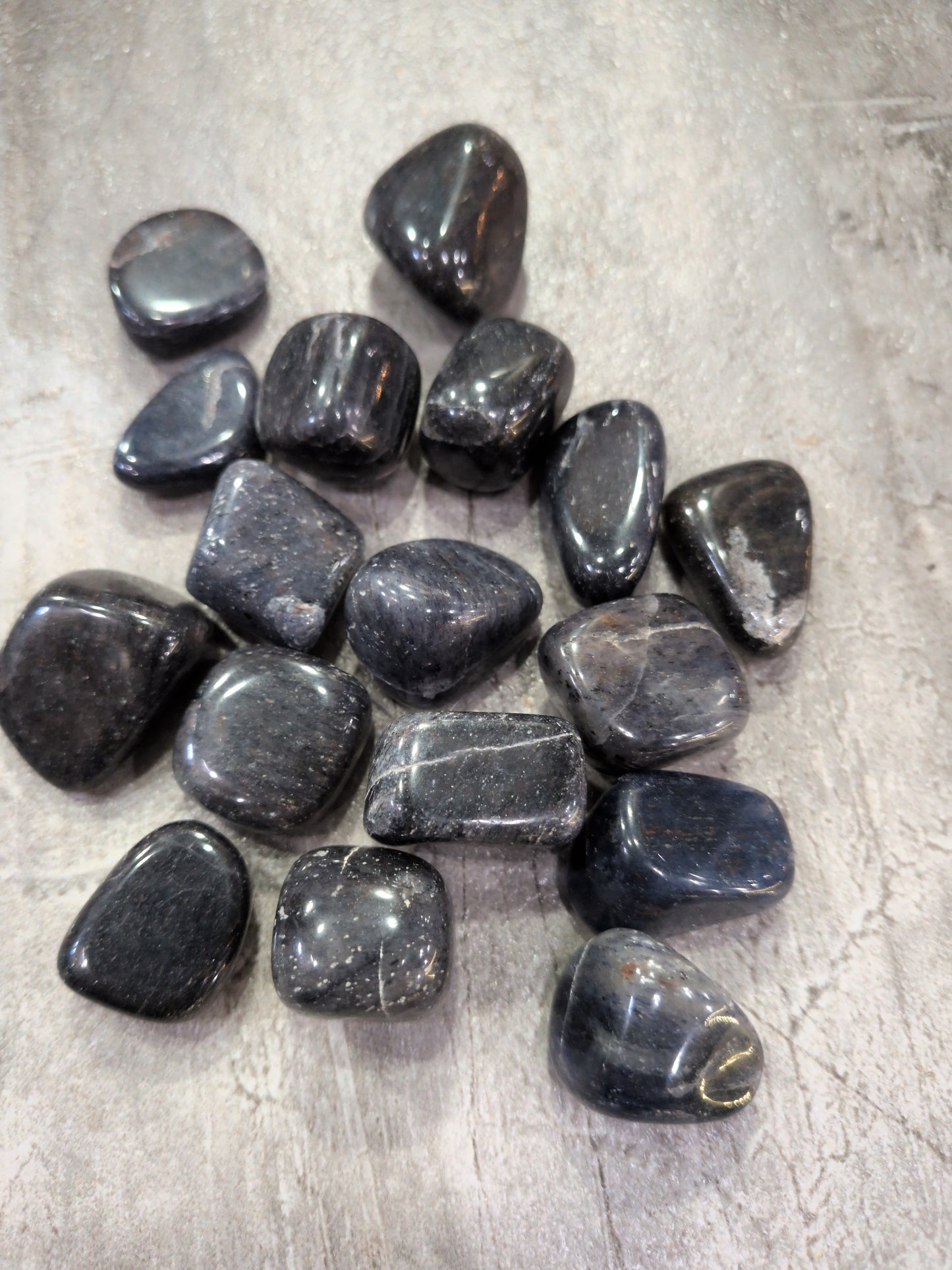 Iolite Tumbled stone