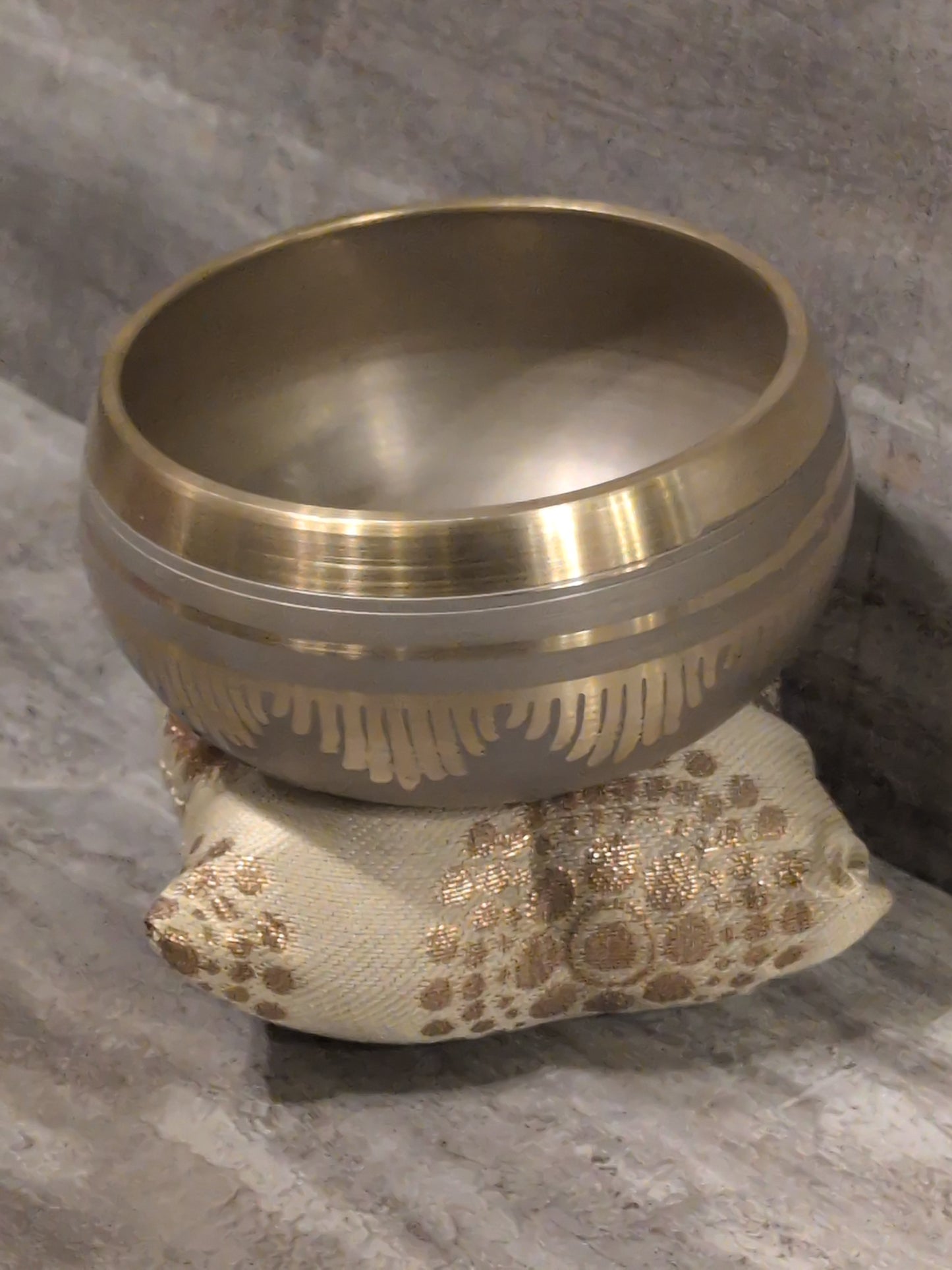 4" Machine Carved Flower of Life Brass Tibetan Singing Bowl w/ pillow & striker